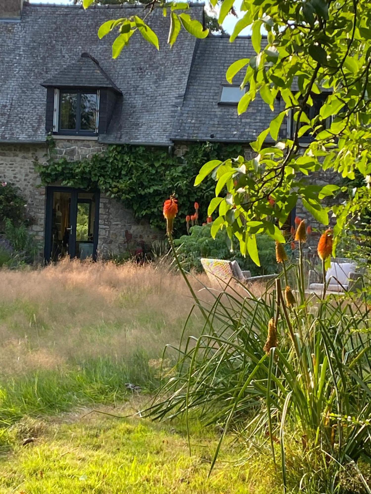L'Hotie De Broceliande, Au Coeur Des Sites Naturels Et Legendaires แปงปง ภายนอก รูปภาพ