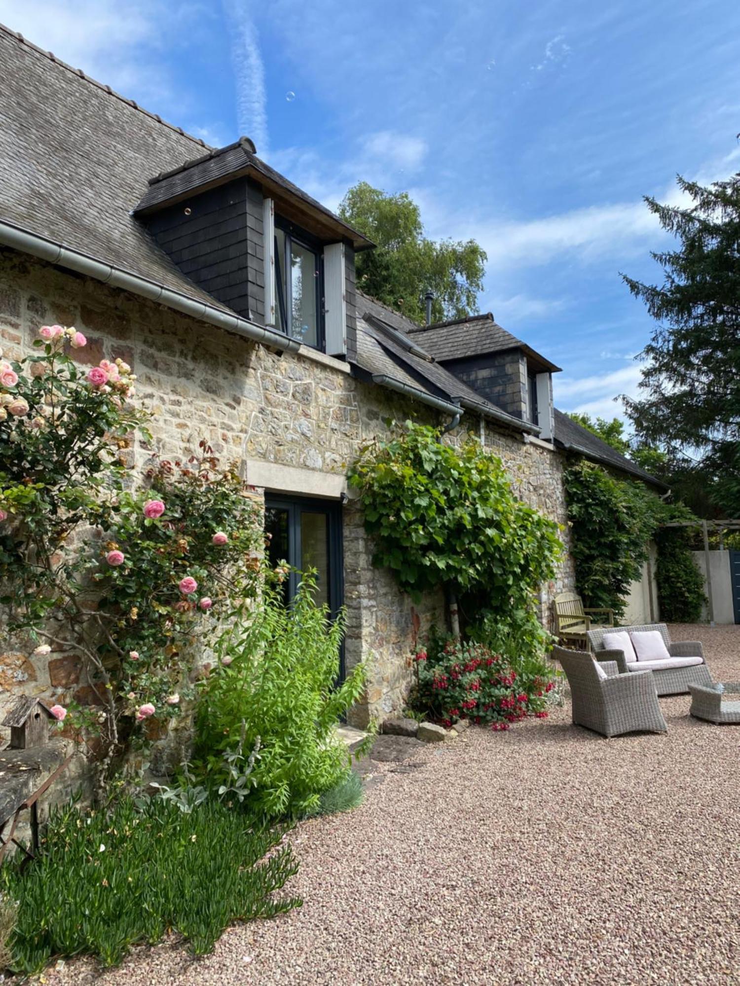 L'Hotie De Broceliande, Au Coeur Des Sites Naturels Et Legendaires แปงปง ภายนอก รูปภาพ