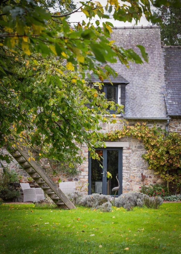 L'Hotie De Broceliande, Au Coeur Des Sites Naturels Et Legendaires แปงปง ภายนอก รูปภาพ