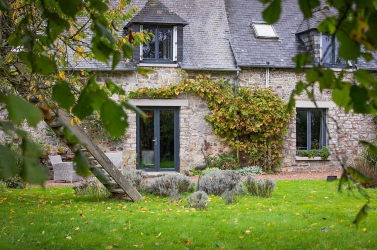 L'Hotie De Broceliande, Au Coeur Des Sites Naturels Et Legendaires แปงปง ภายนอก รูปภาพ